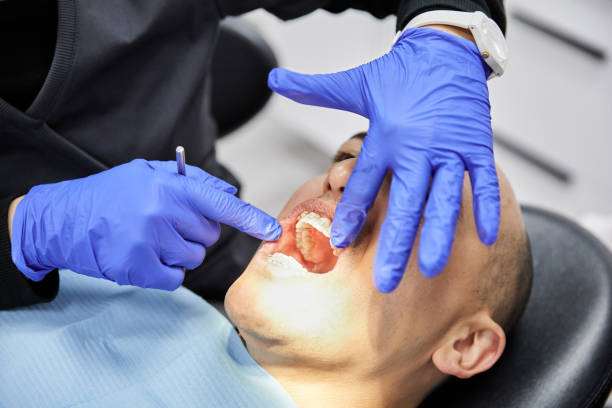 Best Weekend Emergency Dentist in Woodbury Center, CT